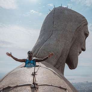De férias do Real Madrid, Vinicius Jr. e Camavinga visitam o Cristo Redentor