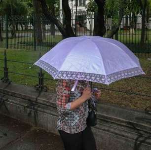 Chegada de ciclone leva chuva para o litoral de SP, alerta Defesa Civil