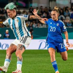Atacante da Argentina no Mundial feminino desabafa ao ser criticada por tatuagem de CR7: "Não sou anti-Messi"