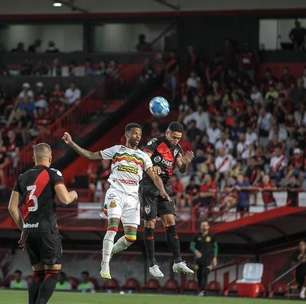 No apagar das luzes, Atlético-GO busca empate contra o Sampaio Corrêa pela Série B do Brasileiro