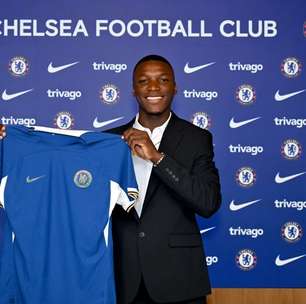 Chelsea anuncia contratação de Moisés Caicedo, jogador mais caro da história da Premier League