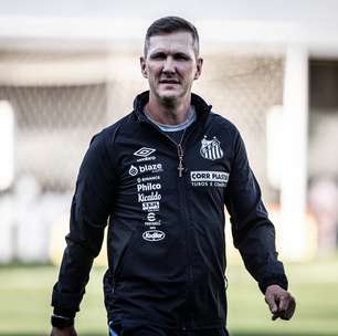 Ex-Santos, Paulo Turra negocia com o Vitória de Guimarães, de Portugal