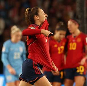 Heroína da Espanha descobre morte do pai após marcar o gol do título da Copa do Mundo
