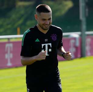 Após lesão, Raphael Guerreiro vai ao gramado e se aproxima de estreia pelo Bayern