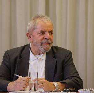 Deputados pedem afastamento de Lula por falar que impeachment de Dilma foi 'golpe de Estado'