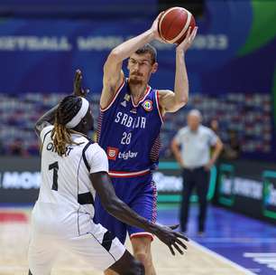 Jogador da Sérvia leva cotovelada na Copa do Mundo de basquete e perde rim