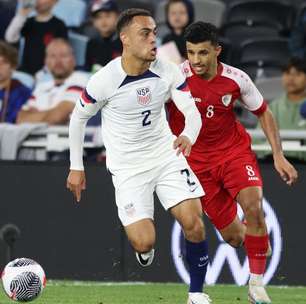 Estados Unidos goleiam Omã em amistoso internacional; México empata com o Uzbequistão