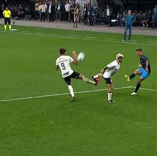 Pênalti não marcado para o Grêmio contra Corinthians é um escândalo mais grave do que parece