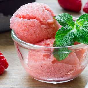 5 receitas de sorvetes com frutas para não fugir da dieta