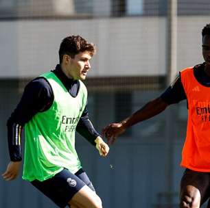 Vini Jr. retorna aos treinos dias antes do clássico entre Real Madrid e Atlético de Madrid