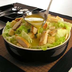 Salada caesar: a opção de receita para uma refeição leve