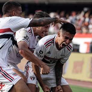 Herói do título da Copa do Brasil, Nestor começou no futsal e foi rejeitado pelo Corinthians