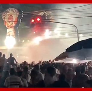Festa no Morumbi tem confusão, bombas e jatos d'água da PM contra torcida do São Paulo