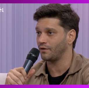 Armando Babaioff comenta a experiência de ser DJ nas horas vagas