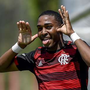 Manchester United e Chelsea estão de olho em Lorran, promessa da base do Flamengo