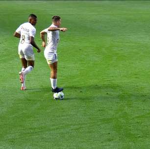 Daronco justifica cartão amarelo de Soteldo após confusão no jogo entre Santos e Vasco