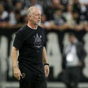 O que Mano Menezes pensa sobre elenco do Corinthians após a eliminação?