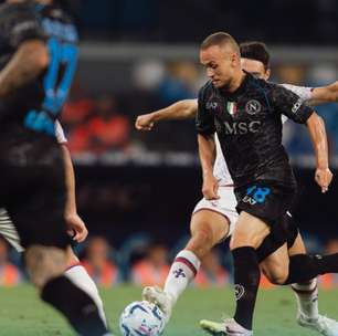 Napoli perde da Fiorentina e sai do G4 do Campeonato Italiano