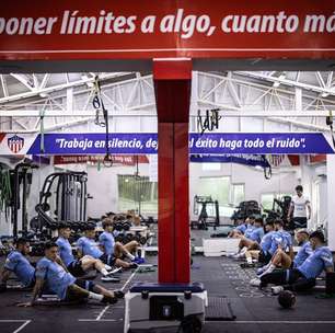 Com Piquerez e Bruno Méndez convocados, Uruguai se apresenta para jogo contra o Brasil pelas Eliminatórias
