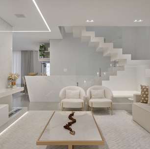 Sem muito quebra-quebra, casa de 205 m² ganha décor clássico e sofisticado