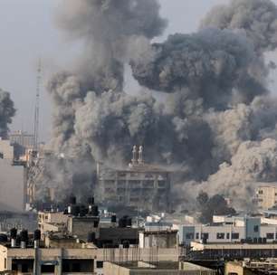 Bombardeios de Israel em Gaza deixam mortos e ferem funcionários da ONU