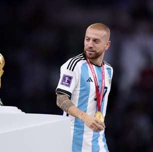 Campeão Mundial com a Argentina, Papu Gómez é suspenso do futebol por doping