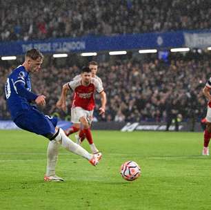 Chelsea vacila no fim, e cede empate ao Arsenal em clássico na Inglaterra