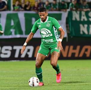 Danrlei celebra grande atuação pela Chapecoense contra o Avaí pela Copa Santa Catarina