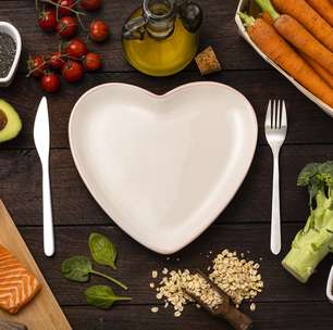 Médico aponta alimentos que reduzem o estresse e diminuem o nível de cortisol