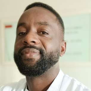 'Era algo distante da minha realidade', diz filho de doméstica aprovado em medicina aos 34 anos