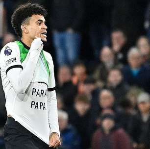 Com o pai sequestrado, Luis Díaz entra no fim e salva o Liverpool