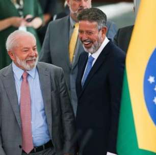Lula recebe 15 vezes menos deputados e senadores que Bolsonaro no primeiro ano de governo