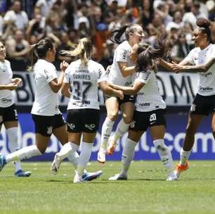 Corinthians faz oito no Palmeiras e garante ida à decisão do Paulistão feminino