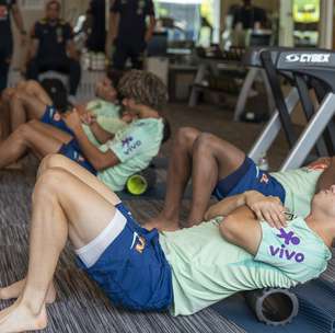 Seleção Brasileira Sub-17 faz treino físico e regenerativo visando duelo diante da Argentina, pela Copa do Mundo