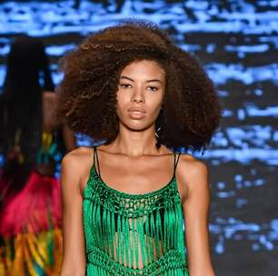 FAÇA VOCÊ MESMO: 4 looks de crochê da LED desfilados no SPFW