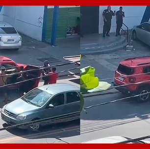 Policiais são presos por omissão em depredação de carro no Rio