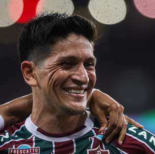 Cano iguala Romário como terceiro maior artilheiro do Fluminense no Brasileirão