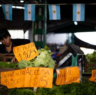Como o argentino 'comum' lida com a inflação exorbitante no país?