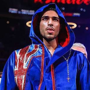 Invicto, Tommy Fury aceita desafio e pode enfrentar lenda do boxe em 2024