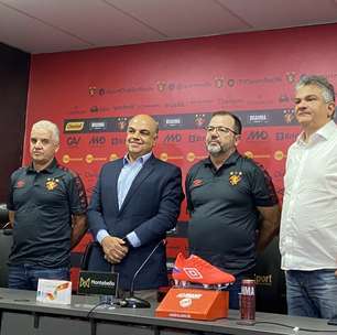 "Tínhamos o melhor treinador da Série B", diz presidente do Sport sobre manutenção de Enderson Moreira