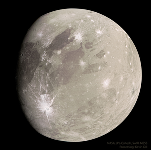 Destaque da NASA: maior lua do Sistema Solar é foto astronômica do dia