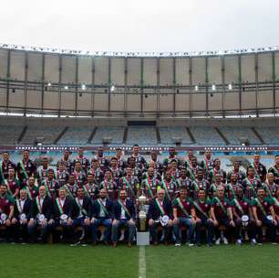 Fluminense faz foto oficial do título da Libertadores no Maracanã