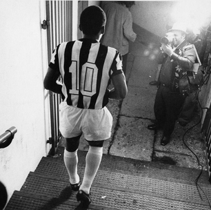 Perfil do Pelé se pronuncia após rebaixamento do Santos: "Seremos santistas para sempre"