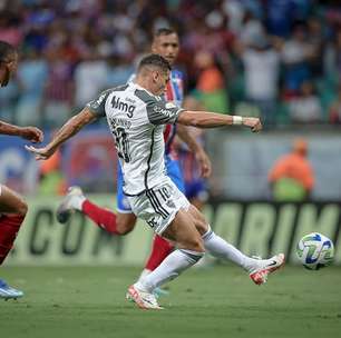 Thaciano vive noite histórica, Bahia vence o Atlético-MG e se salva do rebaixamento no Brasileirão