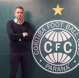 Coritiba comunica saída de seu diretor de futebol; Rodrigo Gelado é anunciado como novo lateral