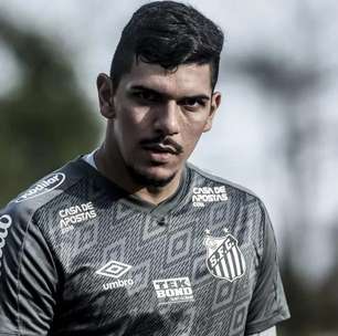 Aposta certeira? Grêmio investiga habilidades do goleiro João Paulo em busca de mais segurança para o gol!