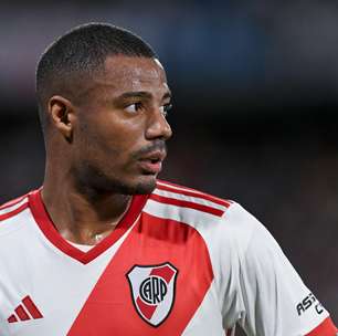 Técnico do River Plate indica saída de De La Cruz, alvo do Flamengo