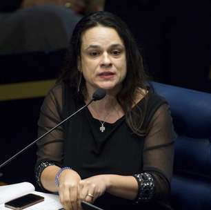 "Inadmissível" cassar o mandato de Moro, diz Janaina Paschoal
