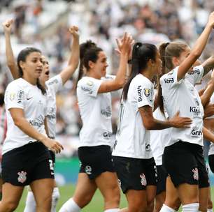 Com saídas e chegadas, Corinthians feminino começa a se movimentar no mercado da bola