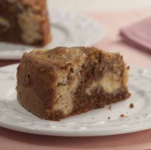 Torta rápida de chocolate e banana